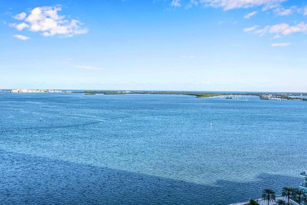 Ocean View 3 Bedrooms In W Parking Apartment